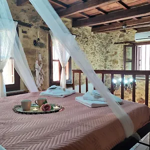 filias-traditional-haouse-old-town-in-heraklion.rethymnohotels.net/
